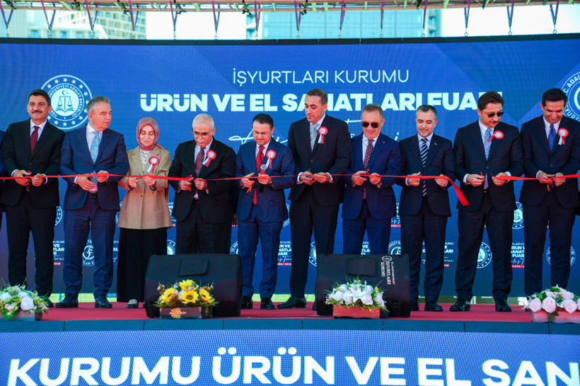 Bakan Gürlek: "Suçla mücadelede taviz yok, yeniden kazandırmaktan da vazgeçmiyoruz" - Resim : 1