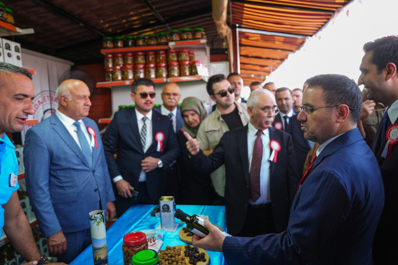 Bakan Gürlek: "Suçla mücadelede taviz yok, yeniden kazandırmaktan da vazgeçmiyoruz" - Resim : 2