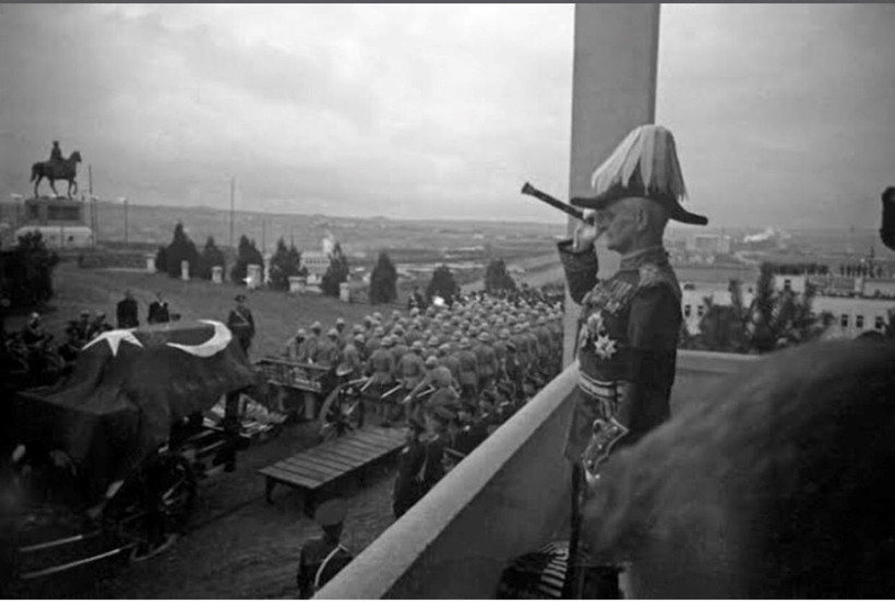 Atatürk'ün naaşı 15 yıl sonra açıldı: Görenler şaşırdı, Menderes bakamadı! - Resim: 11