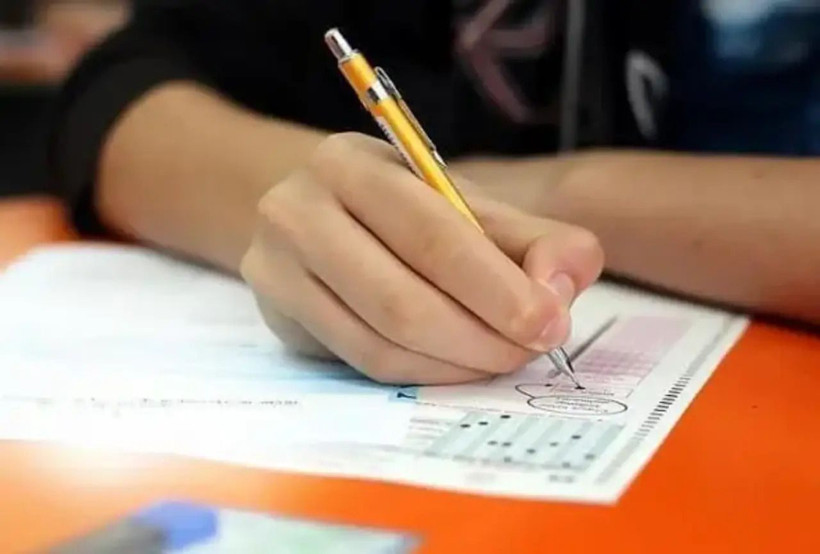 Bu yıl LGS şampiyonlarına bile yer kalmadı! Bu üç lise kontenjanlarını birincilerle doldurdu - Resim: 1