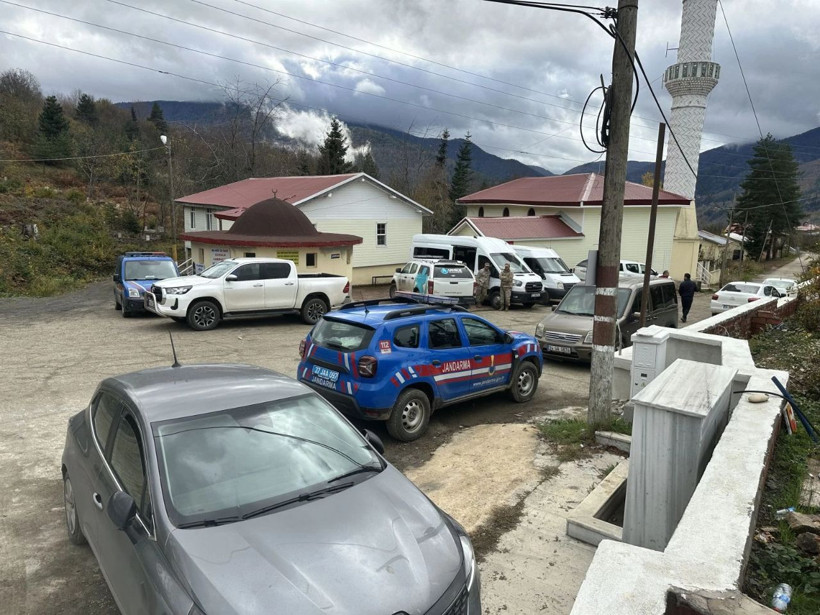 Kastamonu’da anne ve oğlunun ölümü gizemini koruyor: Kayıp telefon hala bulunamadı - Resim: 5