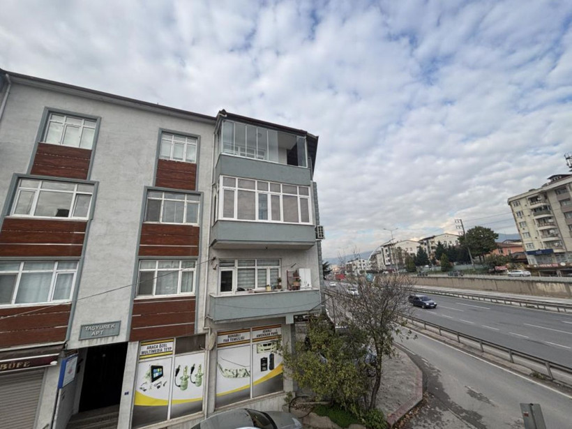 “Evimi görüyorlar” diye yıktırdı… Üst geçit 1 metre yana yeniden yapıldı! - Resim: 4