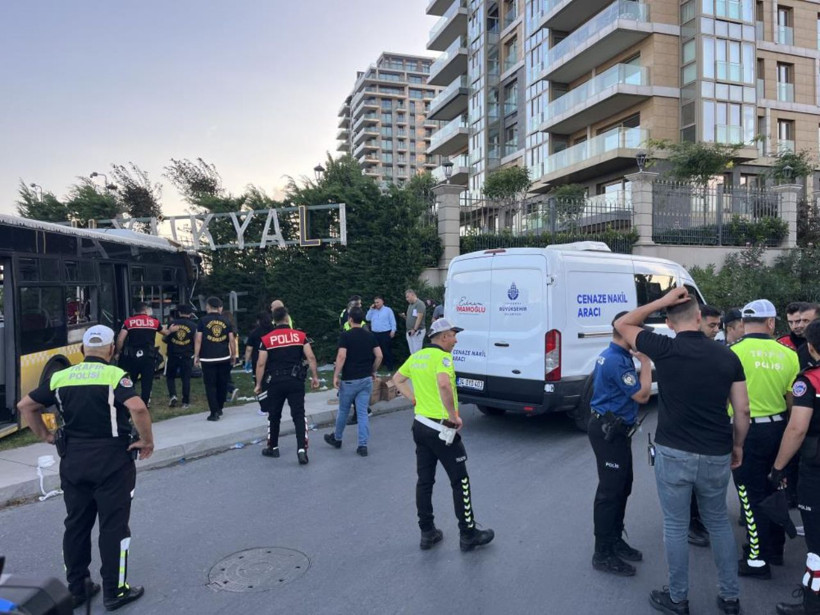 Zeytinburnu'ndaki İETT kazasında ölü sayısı 2'ye yükseldi - Resim: 2