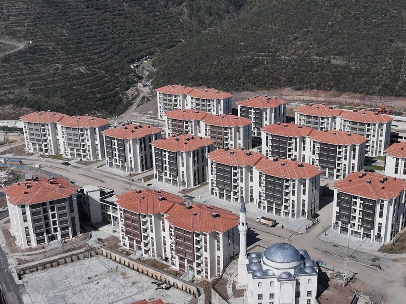 Kocaeli’de büyük dönüşüm: Şehrin dört bir yanında depreme dayanıklı konutlar inşa ediliyor - Resim : 1
