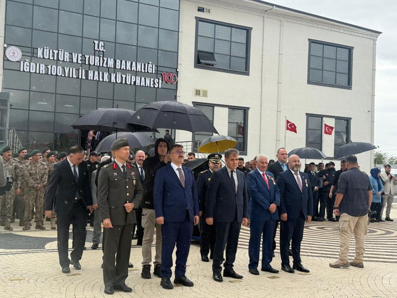 Gaziler Günü etkinliğinde “Valiye şemsiye var, gazilere yok” haberi yapmıştı: İHA muhabiri gözaltına alındı - Resim : 1