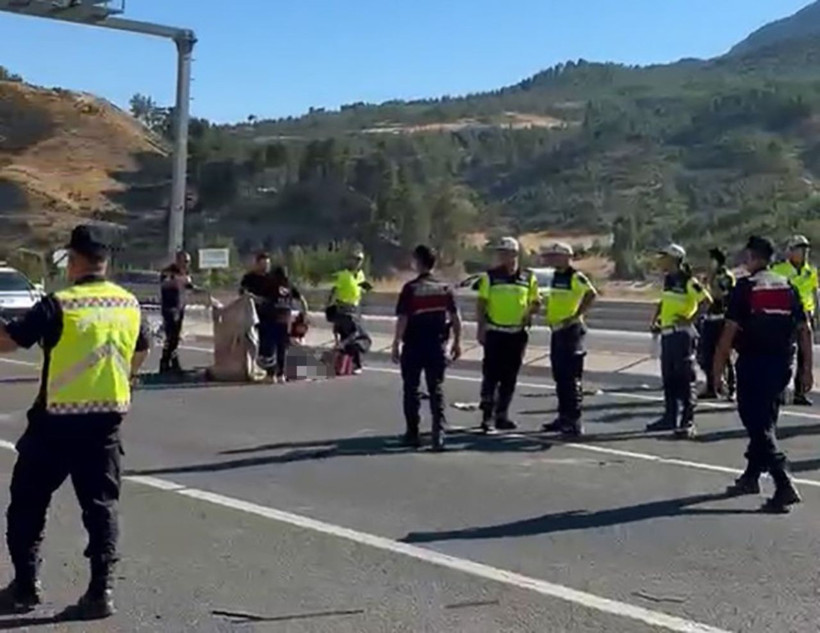 Kahramanmaraş’ta feci kaza! Otomobil takla attı, 1 ölü, 4 yaralı - Resim: 2