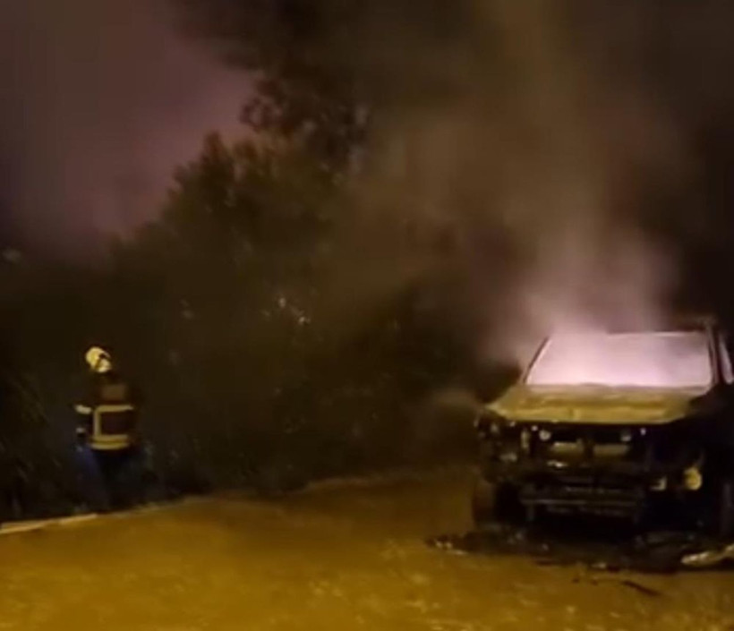 Barışma teklifini reddeden eşine kızdı, dehşet saçtı! Villasını ve lüks aracını yakıp içinde can verdi - Resim: 6